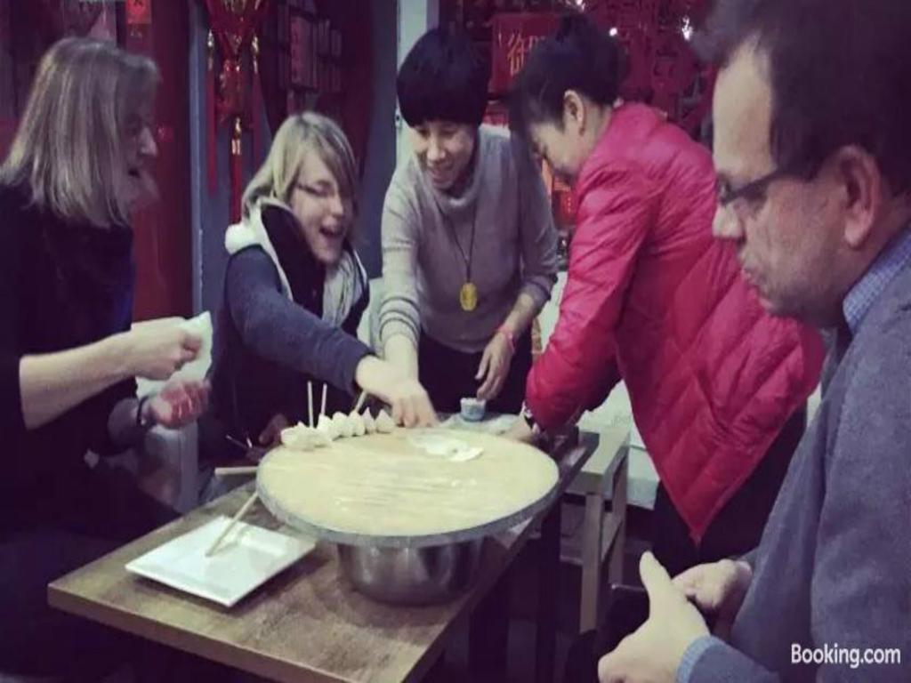 Three Legged Frog Hostel Beijing Exterior foto